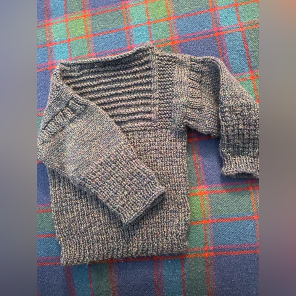 Child’s Vintage Wool Blend Handmade Sweater-never worn.